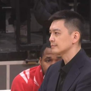 如意体育直播-6战输5场！四冠王彻底沉沦，季后赛前景岌岌可危，杨鸣还留有一手