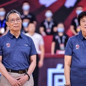 如意体育直播-钟南山做梦没想到，自己89岁高龄的妻子，如今再次为他“争光”