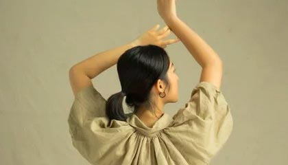 如意体育app-广州男篮分享球队踩场训练片段，郭艾伦入镜